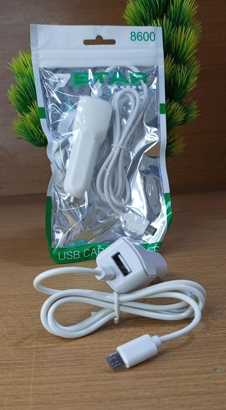 7 Star Car Charger With Android Wire And 1 USB Slot
